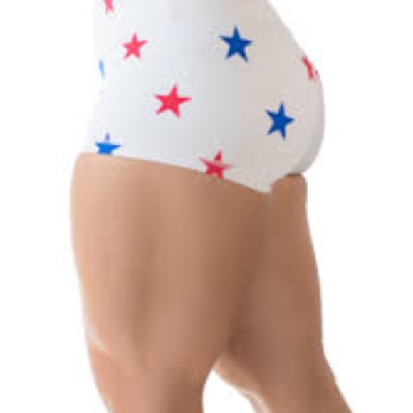 ISO Freedom Shorts/Leggings NOT FOR SALE!!!! - Picture 2 of 3